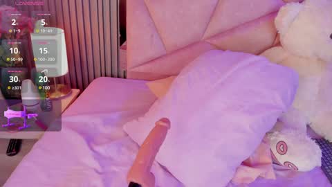 Alisse Miller online show from 9, 12, 2024