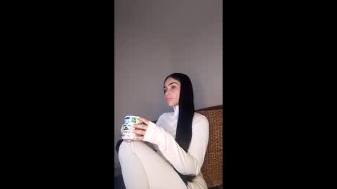Alisson369  online show from 31, 5, 2026