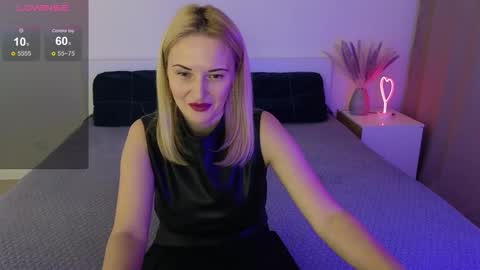 alisssarose online show from 4, 1, 2025