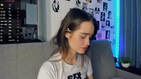 Snapshot of alivialovely chatting on 15, 11, 2025 Alivia online show from 15, 11, 2025