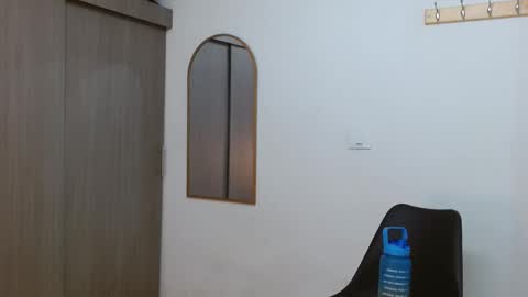 alix online show from 8, 11, 2025