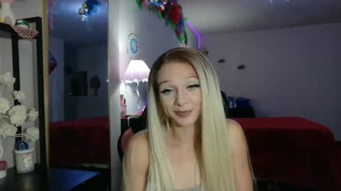 Snapshot of alizae_baby chatting on 25, 10, 2025 Alizae Richards online show from 25, 10, 2025