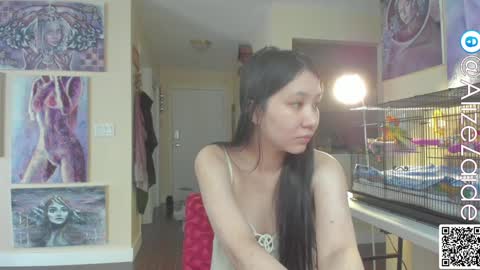 Alize Zaide online show from 4, 2, 2025