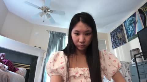 Alize Zaide online show from 17, 9, 2025