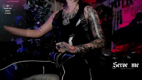 Snapshot of allanhurtss chatting on 22, 12, 2025 online show from 22, 12, 2025