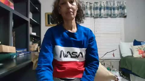 wishlist on bio online show from 16, 12, 2025