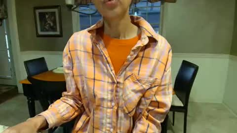 Snapshot of allgood4u chatting on 13, 4, 2026 wishlist on bio online show from 13, 4, 2026