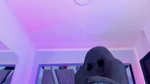    online show from 31, 1, 2025