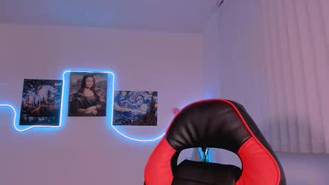 Snapshot of allison_starmodel chatting on 30, 11, 2025 allison_starmodel online show from 30, 11, 2025