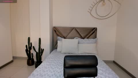 Allison Rogers online show from 16, 9, 2025