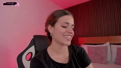 Snapshot of alliss_ginger_ chatting on 24, 6, 2026 A L L I S S online show from 24, 6, 2026