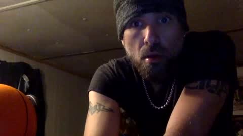 Snapshot of allitrunnin chatting on 29, 11, 2025 allitrunnin online show from 29, 11, 2025