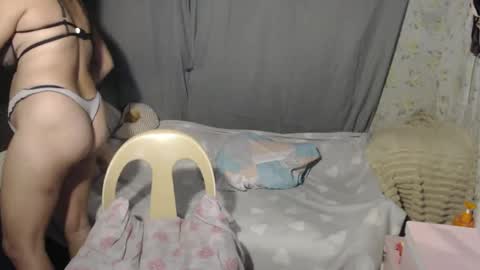 Snapshot of alluring_bobbies chatting on 4, 3, 2025 dhiharu online show from 4, 3, 2025