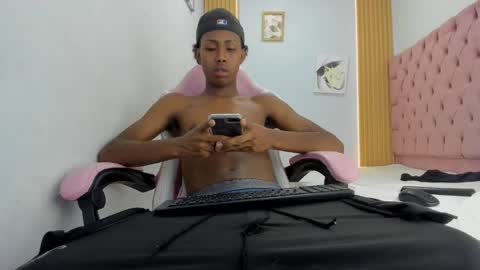 alluringangel01 online show from 19, 10, 2025