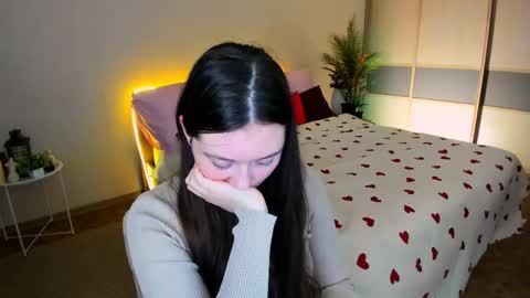 alluringeyess online show from 2, 6, 2026