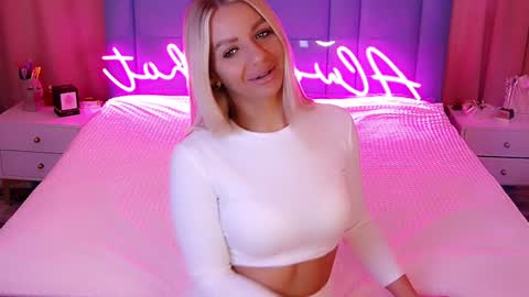 AlwaysHot online show from 30, 12, 2024