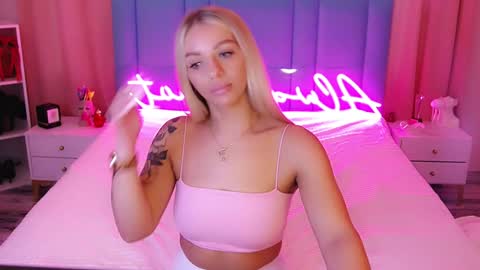 AlwaysHot online show from 12, 1, 2025