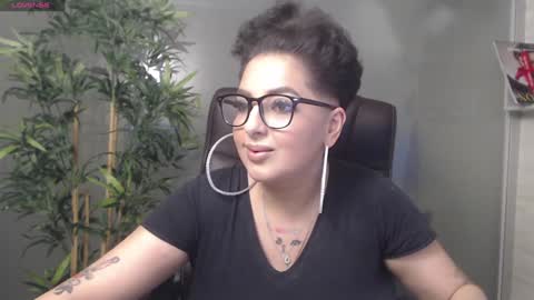         online show from 22, 1, 2025