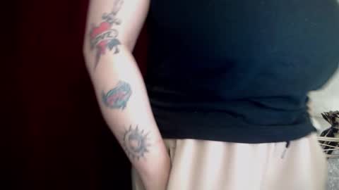 Snapshot of allyiah chatting on 18, 2, 2026 online show from 18, 2, 2026