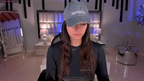 Alisson online show from 6, 4, 2026