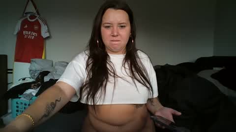 Snapshot of allylove2626 chatting on 10, 9, 2025 allylove2626 online show from 10, 9, 2025