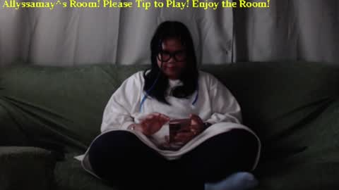 Allyssamay online show from 16, 1, 2025