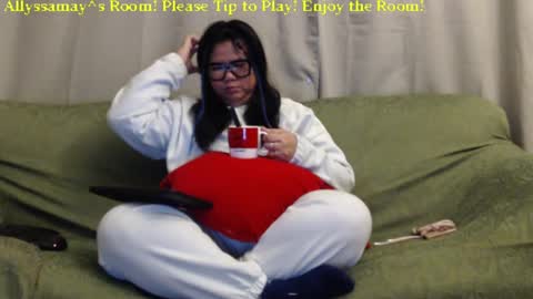 Allyssamay online show from 19, 1, 2025