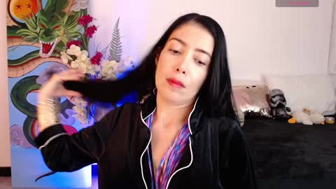 alma_art_ online show from 7, 2, 2025