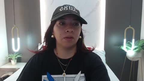 ALMA FENIX  online show from 3, 2, 2025