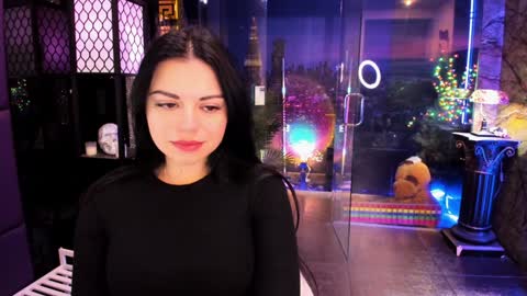 Snapshot of alma_pearl chatting on 13, 1, 2025 Alma online show from 13, 1, 2025