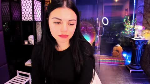 Snapshot of alma_pearl chatting on 13, 1, 2025 Alma online show from 13, 1, 2025