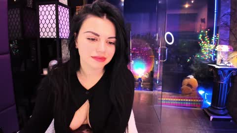 Snapshot of alma_pearl chatting on 18, 1, 2025 Alma online show from 18, 1, 2025
