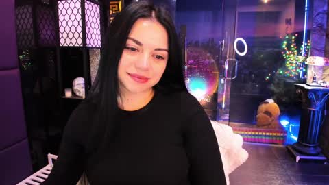 Snapshot of alma_pearl chatting on 21, 1, 2025 Alma online show from 21, 1, 2025