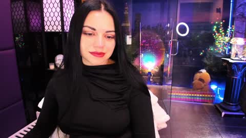 Snapshot of alma_pearl chatting on 28, 1, 2025 Alma online show from 28, 1, 2025