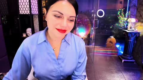 Snapshot of alma_pearl chatting on 2, 2, 2025 Alma online show from 2, 2, 2025