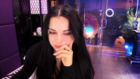 Snapshot of alma_pearl chatting on 5, 3, 2025 Alma online show from 5, 3, 2025