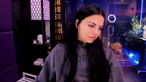 Snapshot of alma_pearl chatting on 17, 9, 2025 Alma online show from 17, 9, 2025