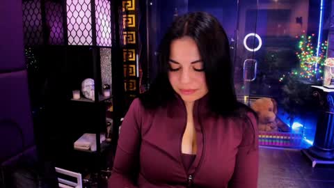 Snapshot of alma_pearl chatting on 18, 9, 2025 Alma online show from 18, 9, 2025