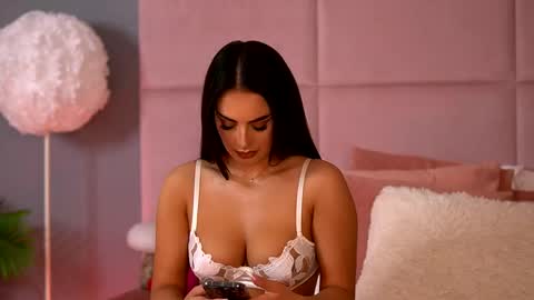 Emma online show from 3, 6, 2026