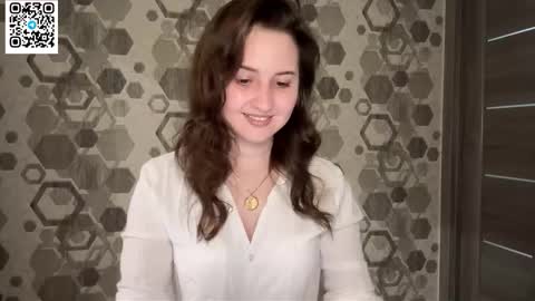 Snapshot of almostinnocent_ chatting on 9, 9, 2025 Anna online show from 9, 9, 2025
