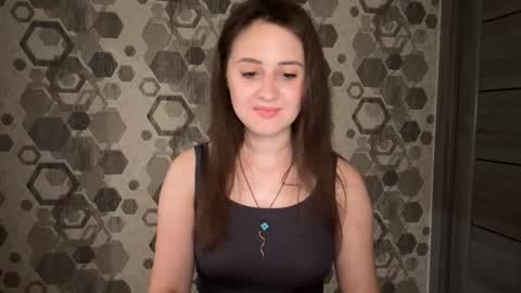 Snapshot of almostinnocent_ chatting on 17, 9, 2025 Anna online show from 17, 9, 2025