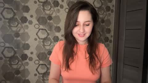 Snapshot of almostinnocent_ chatting on 9, 10, 2025 Anna online show from 9, 10, 2025