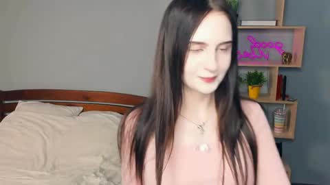 Alona online show from 3, 5, 2026