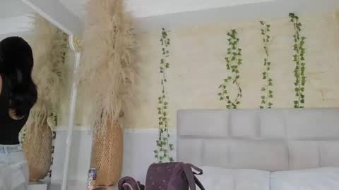 Snapshot of alondrasoomer chatting on 17, 6, 2026 ALONDRA CUTE online show from 17, 6, 2026