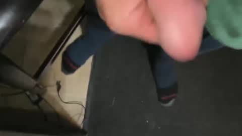 alostmale online show from 10, 9, 2025