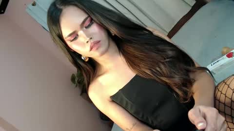 Snapshot of alove_too_last chatting on 24, 1, 2025 LEXY online show from 24, 1, 2025