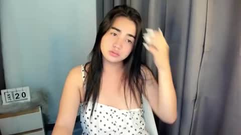 alovelydollnica online show from 20, 1, 2025