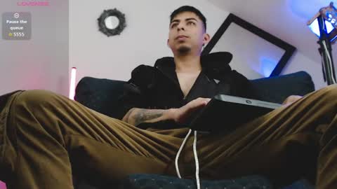 alpha_latino_ online show from 18, 5, 2026