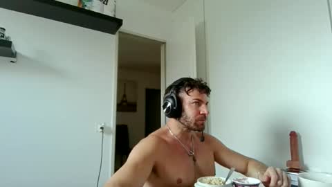 alphah_hunk online show from 9, 3, 2026