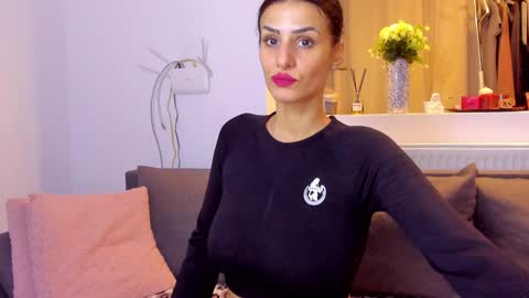 Snapshot of alphaqueenx chatting on 1, 2, 2026 Michelle online show from 1, 2, 2026